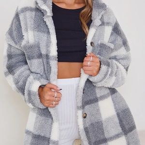 PRETTYLITTLETHING BORG LONGLINE SHACKET ONE SIZE